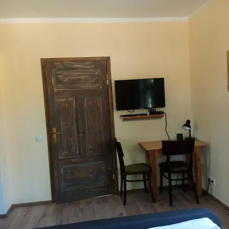 For 2 In The Centre Of Town